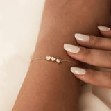 Personalisiertes Herz-Initial-Armband