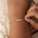 Personalisiertes Herz-Initial-Armband