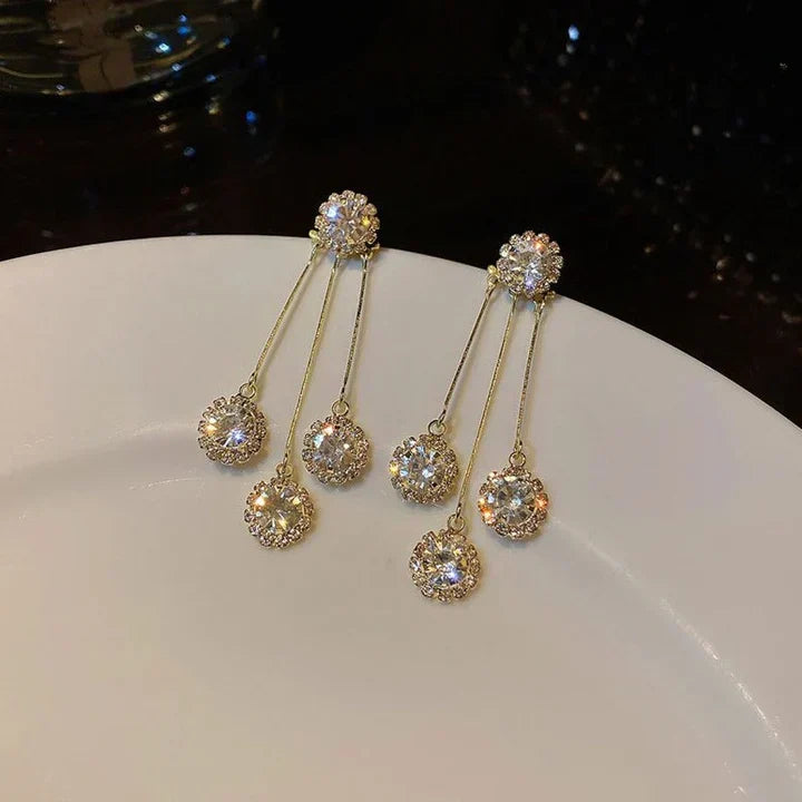 Tertia Honoria Earrings